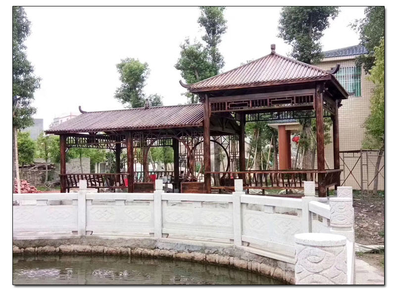 加工定制花旗松圆木古建园林凉亭工程建筑木方料半圆碳化木防腐木