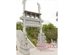 园林古建工程中的艺术与实用结合——以单门石牌坊与麒麟雕刻门枕为例